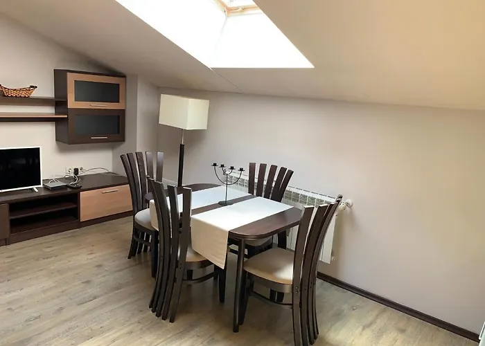 7 In Alexander Complex Apartman *