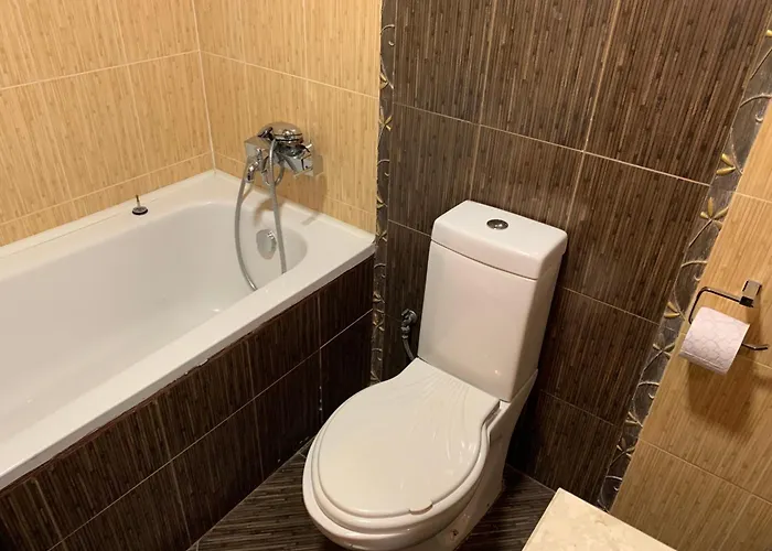 7 In Alexander Complex Apartman *