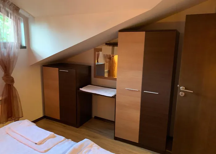 7 In Alexander Complex Apartman *