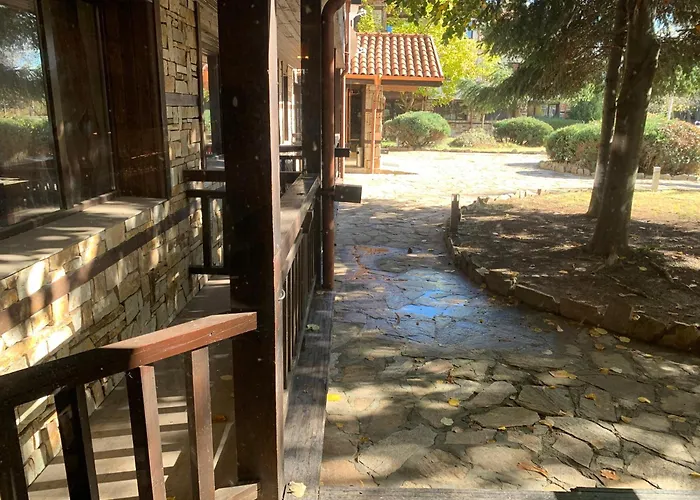 7 In Alexander Complex Apartman