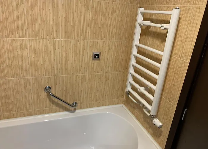 7 In Alexander Complex Apartman