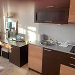 Apartment 7 In Alexander Complex