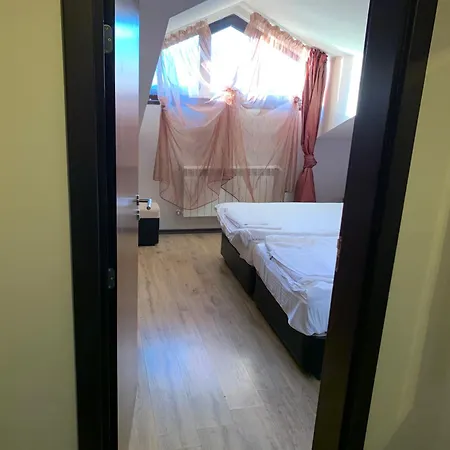 7 In Alexander Complex Apartament *
