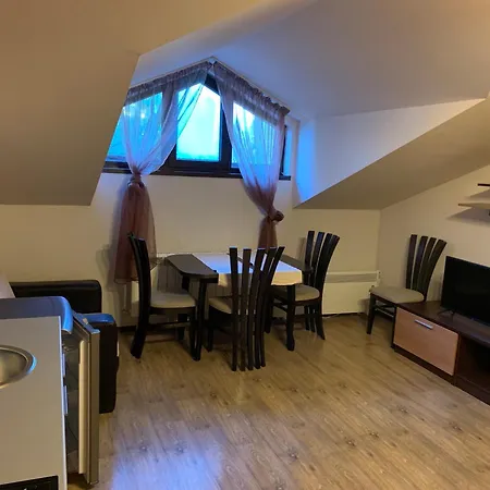 Апартамент 7 In Alexander Complex *