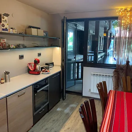 Апартамент 7 In Alexander Complex *