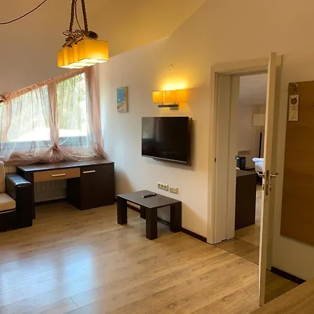 Apartament 7 In Alexander Complex