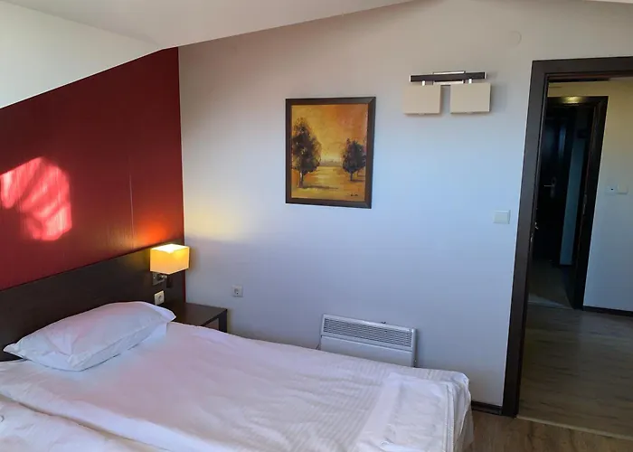 Daire 7 In Alexander Complex