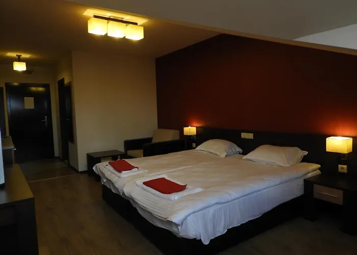 7 In Alexander Complex Bansko